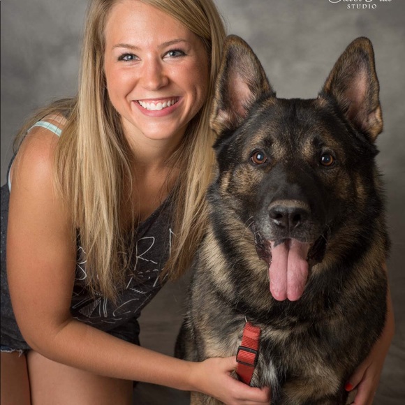 Meet your Posher! - Picture 8 of 10